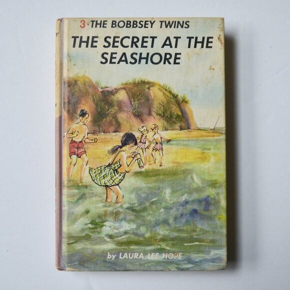 The Bobbsey Twins The Secret at the Seashore #3 Hardcover Vintage 1962 - Picture 2 of 5
